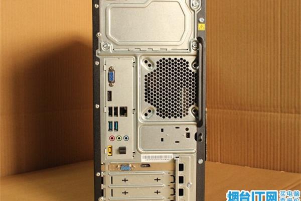 电脑接口在哪里看