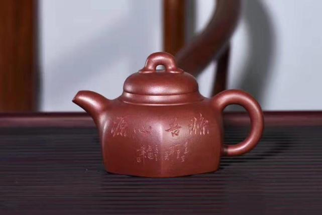紫砂壶电脑刻画