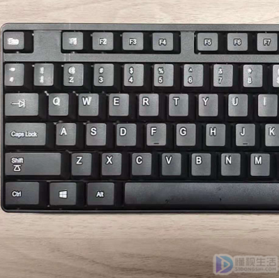 电脑键盘复制按哪个键
