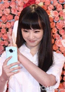 素颜对着电脑好吗