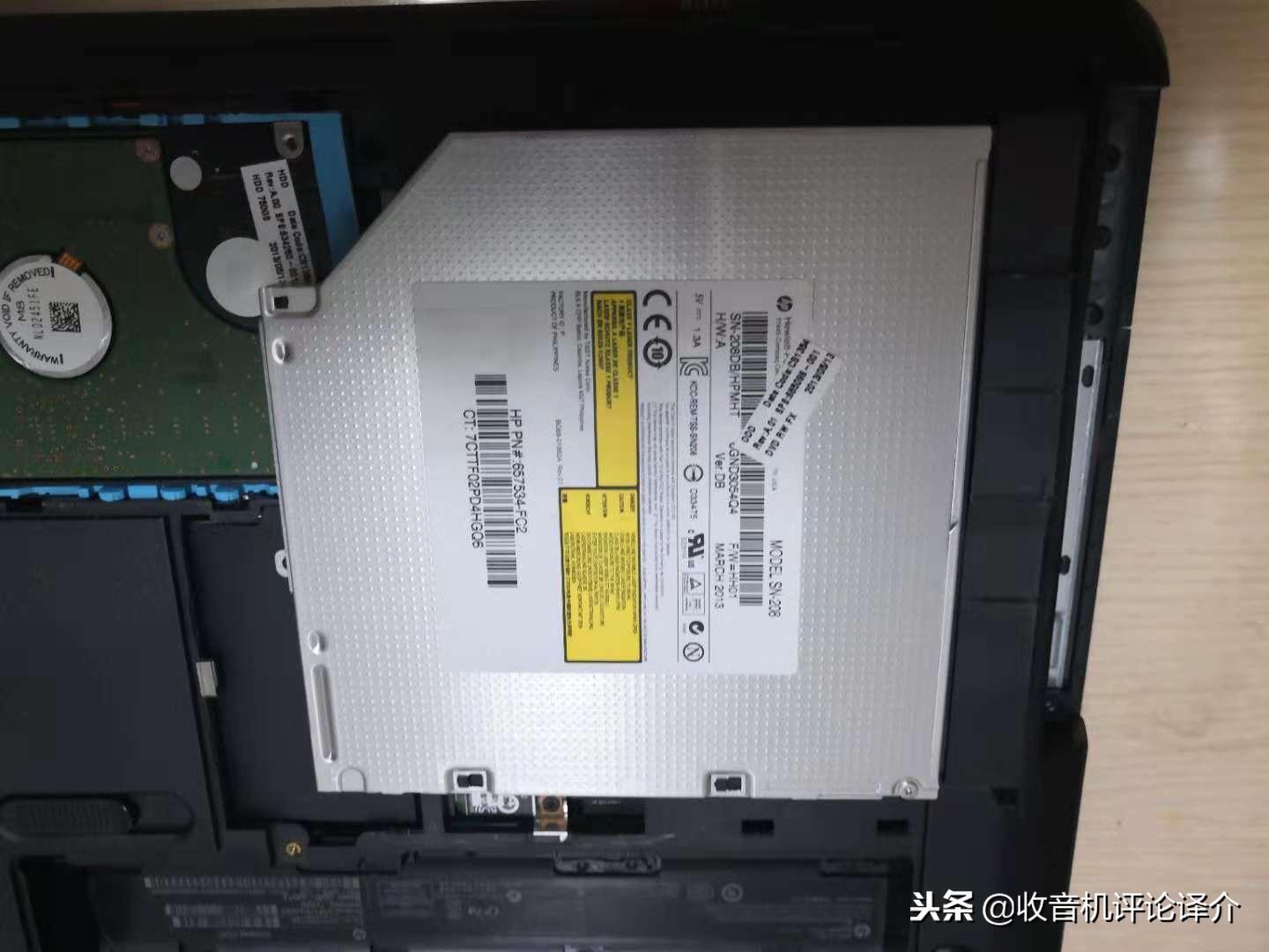 hp笔记本电脑硬盘位置