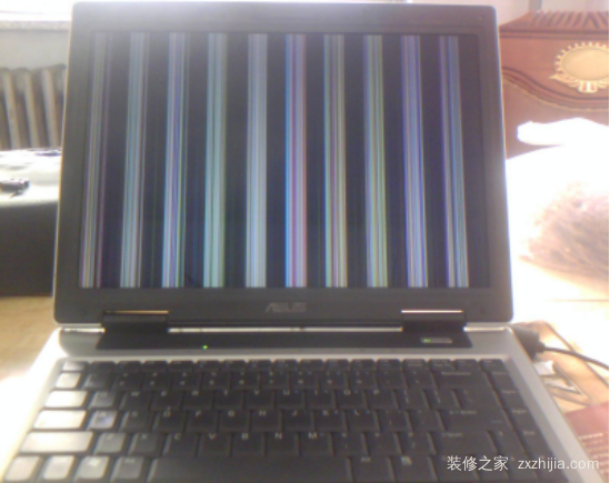 电脑屏幕有绿条纹