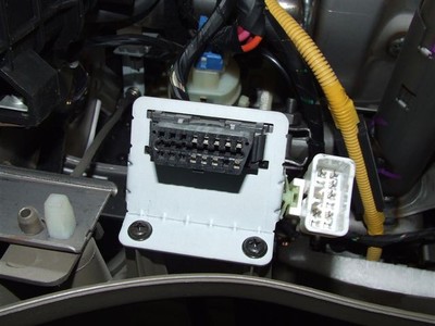雅阁2.3电脑诊断口