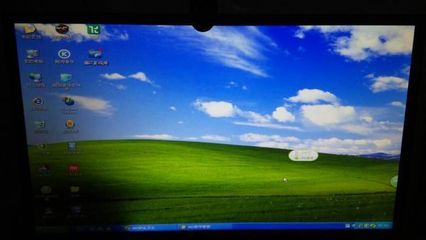 电脑显示器突然变暗