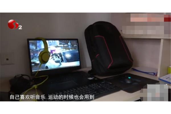 大学带什么电脑