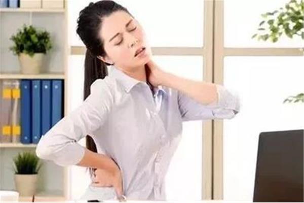电脑族 脖子疼